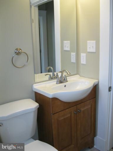 22 Delight Ave, Nottingham, MD 21236 - photo 3