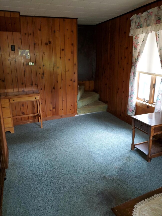living room to 2nd floor