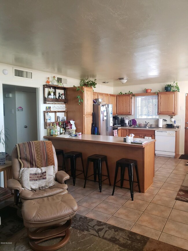 8125 E Hayne Street Tucson AZ 85710