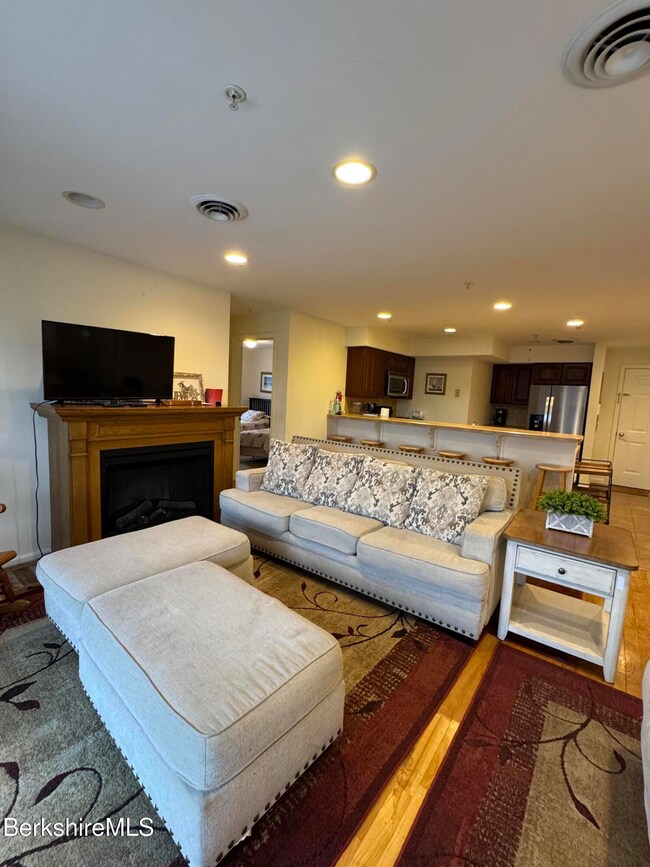 37 Corey Rd unit 872, Hancock, MA 01237 - photo 7