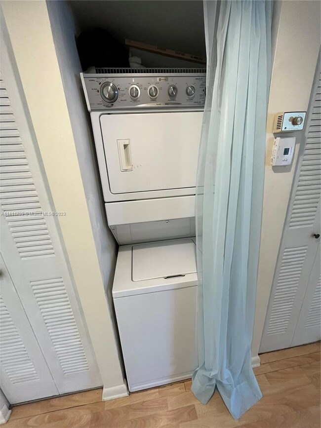 147 Waterside Dr, Hypoluxo, FL 33462 - photo 6