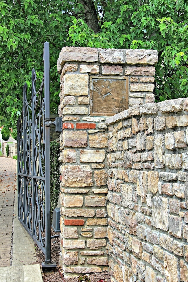 700 Halcyon Way, Columbia, TN 38401 - photo 4