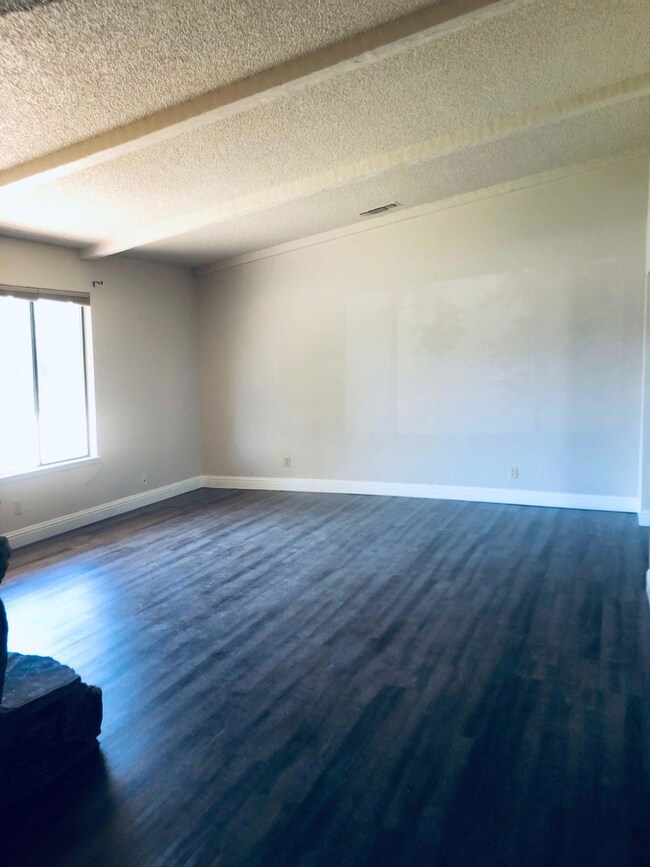 Living room 1