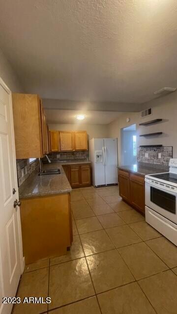 21 E Ivy St, Mesa, AZ 85201 - photo 7