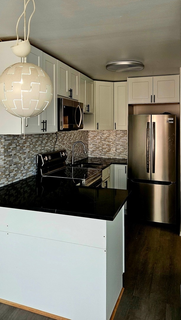 5455 N Sheridan Rd unit 1807, Chicago, IL 60640 - photo 2