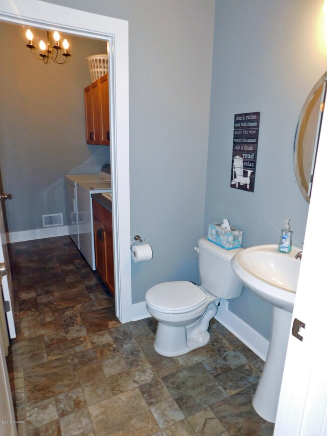 8222 Stoney Ln SW, Byron Center, MI 49315 - photo 7