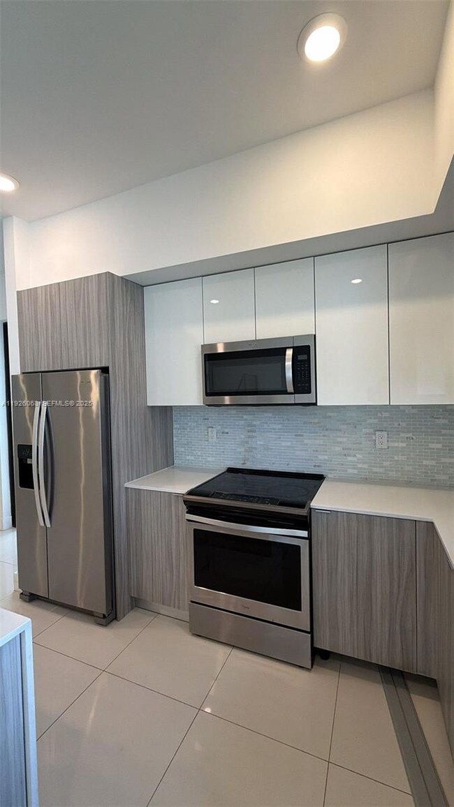 10546 SW 118th Ave unit 10546, Miami, FL 33186 - photo 6