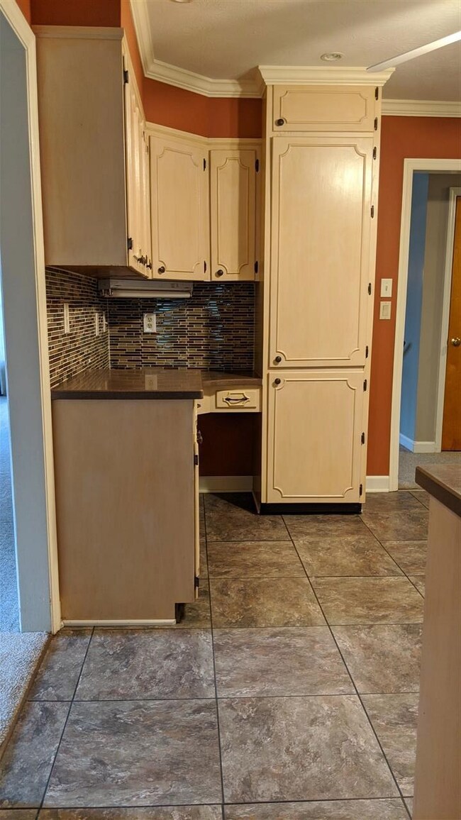 1051 Greendale Rd, Harrisonburg, VA 22801 - photo 4