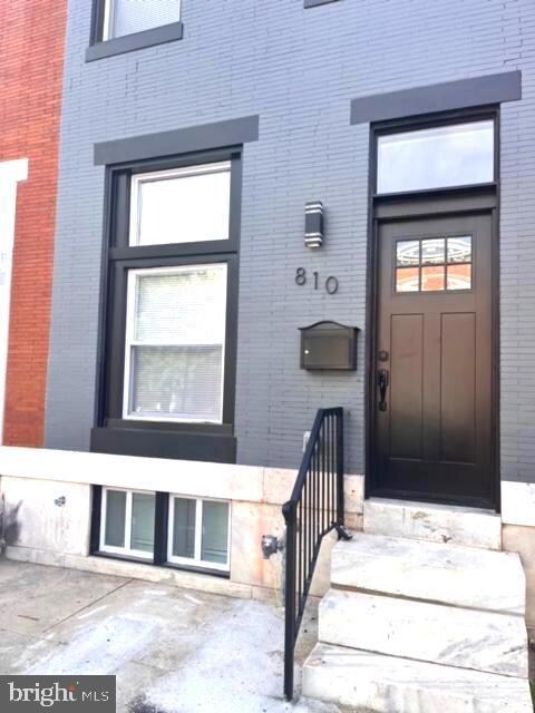 810 N Lakewood Ave, Baltimore, MD 21205 - photo 3