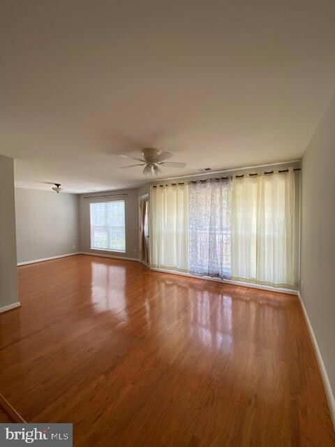 8200 Crossbrook Ct unit 201, Lorton, VA 22079 - photo 4