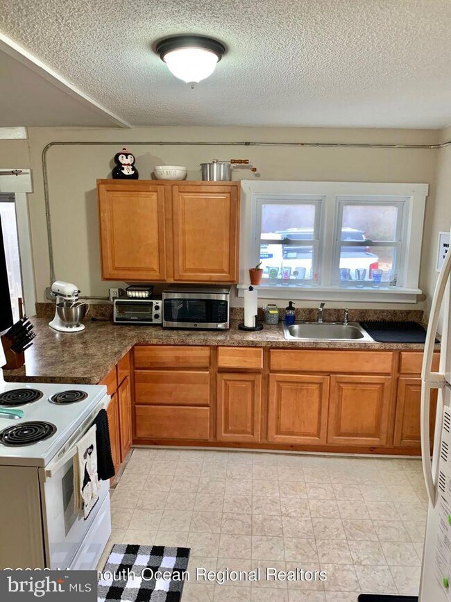 215 Main St, West Creek, NJ 08092 - photo 2