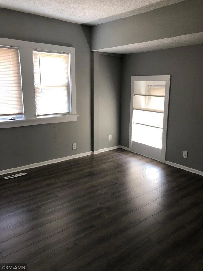3420 Park Ave, Minneapolis, MN 55407 - photo 5