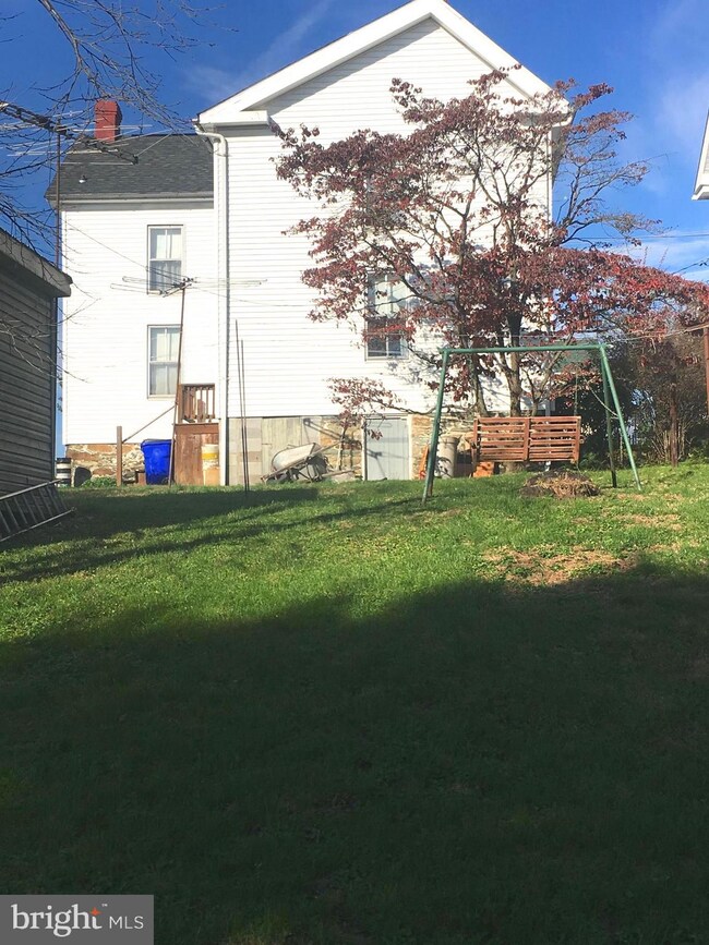 108 9th Ave, Brunswick, MD 21716 - photo 3