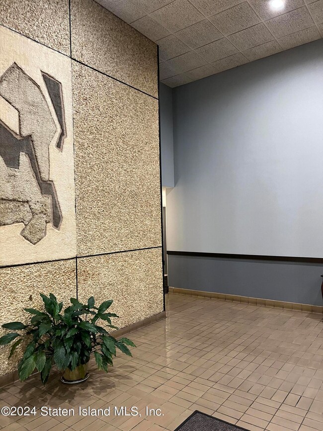 windham lobby 2