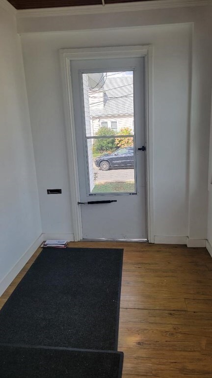 382 Baker St unit 1, West Roxbury, MA 02132 - photo 4