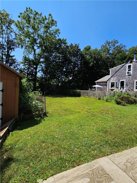 54 Schaeffer St, Wakefield, RI 02879 - photo 3