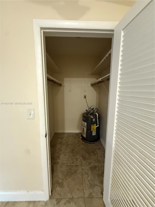 1211 NE 23rd Ave unit 2, Pompano Beach, FL 33062 - photo 6