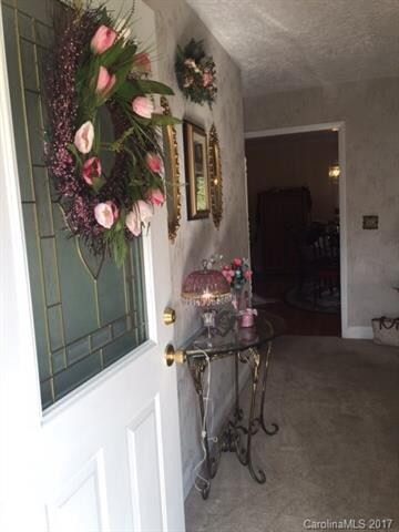 Entry way