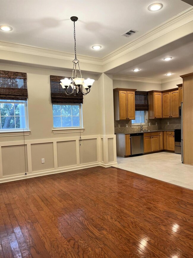 5815 Lewis St, Dallas, TX 75206 - photo 6