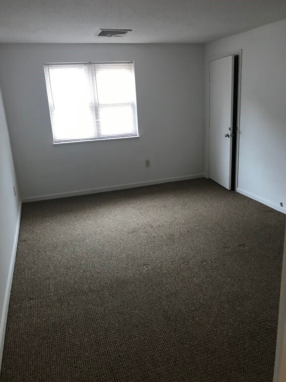 35 Longworth Ave unit 24, Brockton, MA 02301 - photo 5