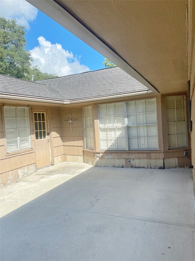 6255 Piping Rock Ln, Houston, TX 77057 - photo 7