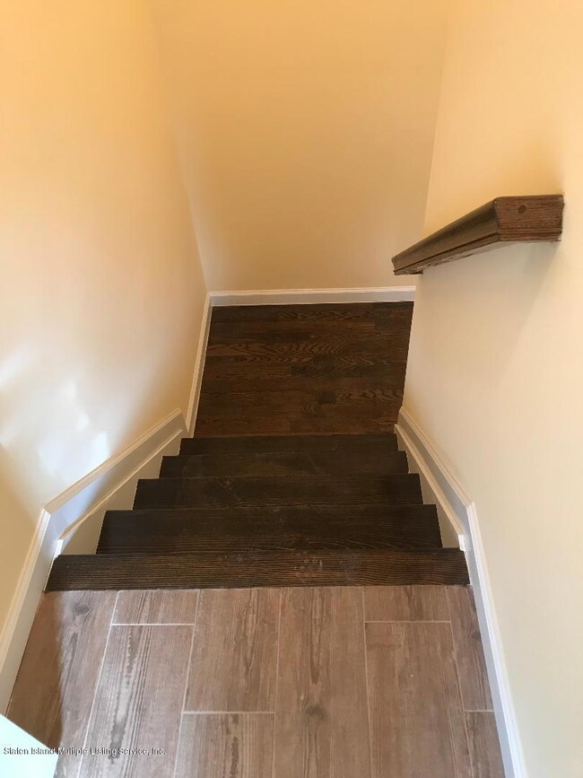 27 howe st 2nd fl 3