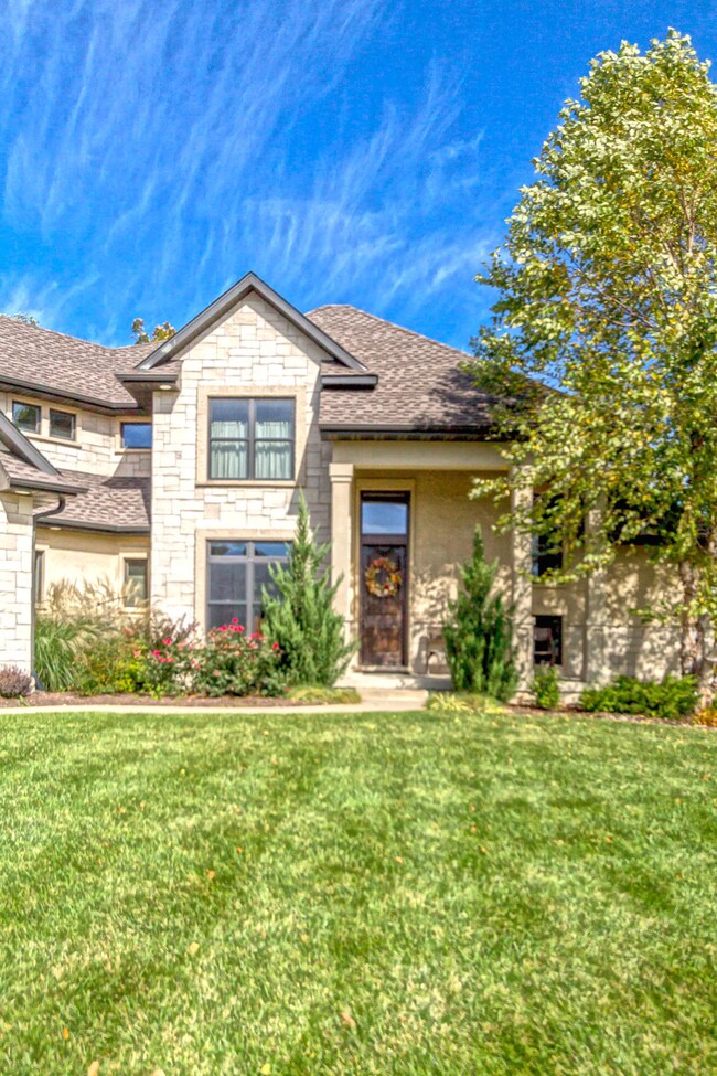 5001 Covington Ct, Columbia, MO 65203