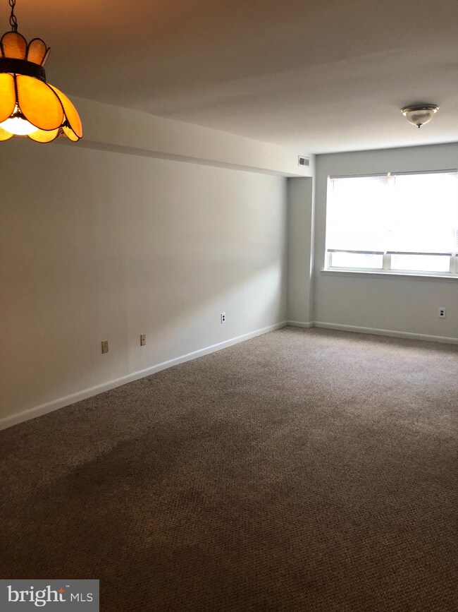 8015 Moro St, Philadelphia, PA 19136 - photo 7