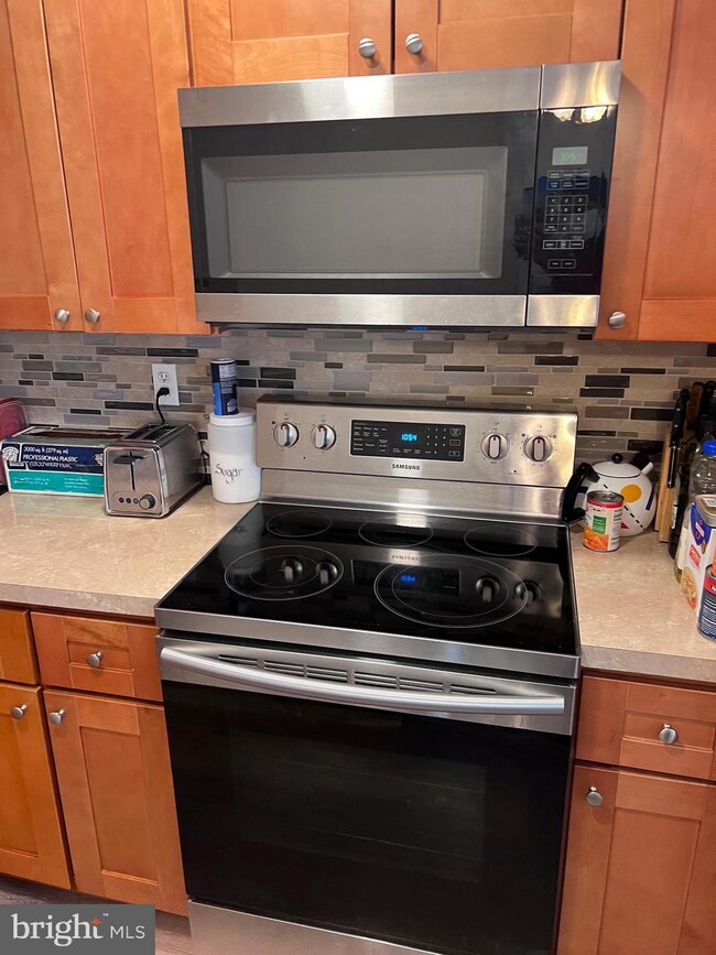 546 Parnell Place, Philadelphia, PA 19144 - photo 5