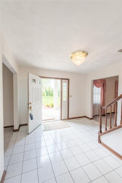 5145 Beech Rd, Murrysville, PA 15668 - photo 2