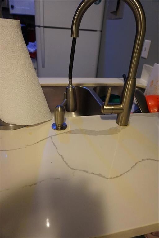 Beautiful Quartz kitchen countertops