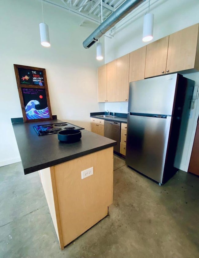 20220527015618120134000000-o