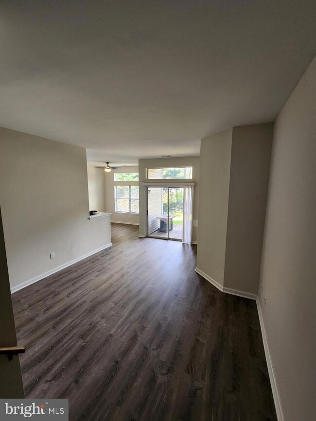 24 Deer Run Ct unit A, Halethorpe, MD 21227 - photo 6