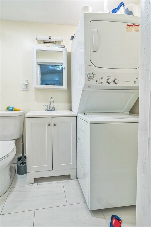 49 Smith St unit R, Quincy, MA 02169 - photo 7