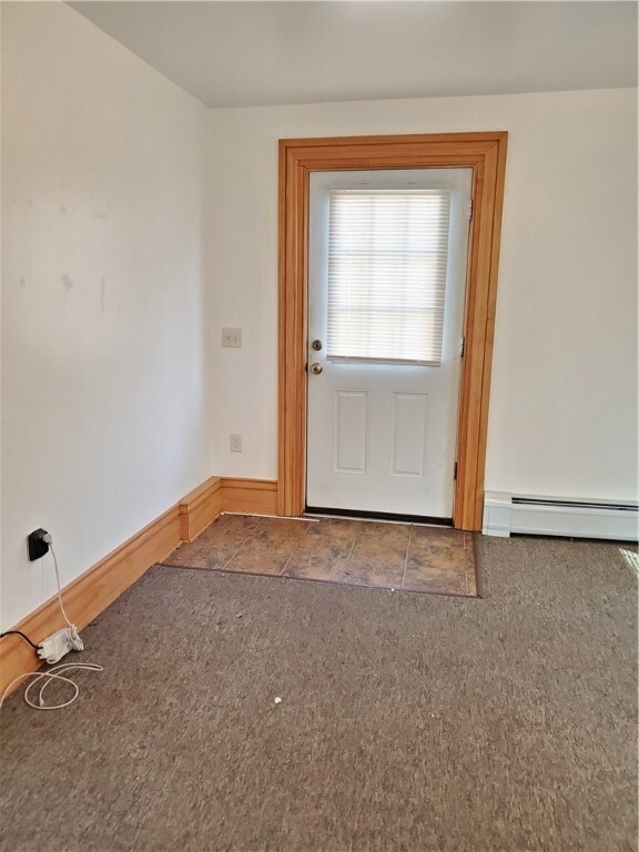 27 Maxson St unit 4, Ashaway, RI 02804 - photo 3