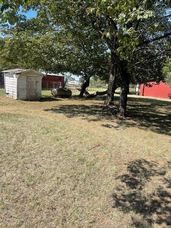 782 County Road 4757, Boyd, TX 76023 - photo 3
