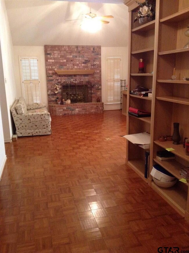 7807 7807 Abbey Ct, Tyler, TX 75703 - photo 4