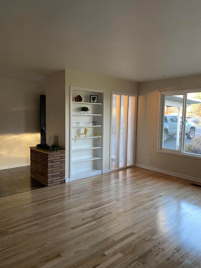 1726 Kane St, Klamath Falls, OR 97603 - photo 5