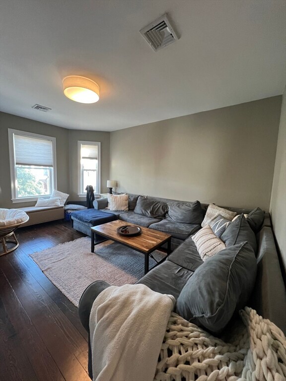 686 E 8th St unit 3, Boston, MA 02127 - photo 4