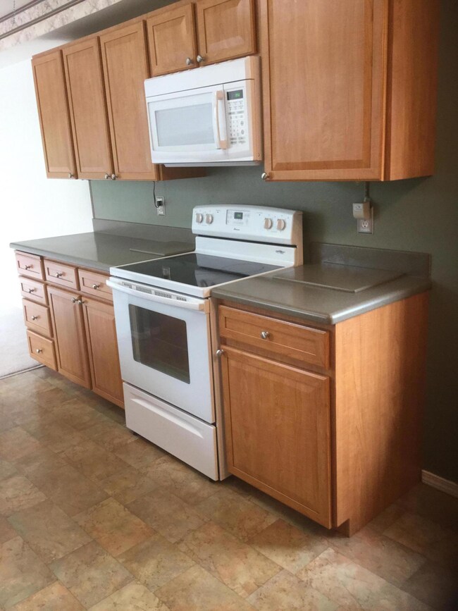 3761 Reflection Dr, Anchorage, AK 99504 - photo 5