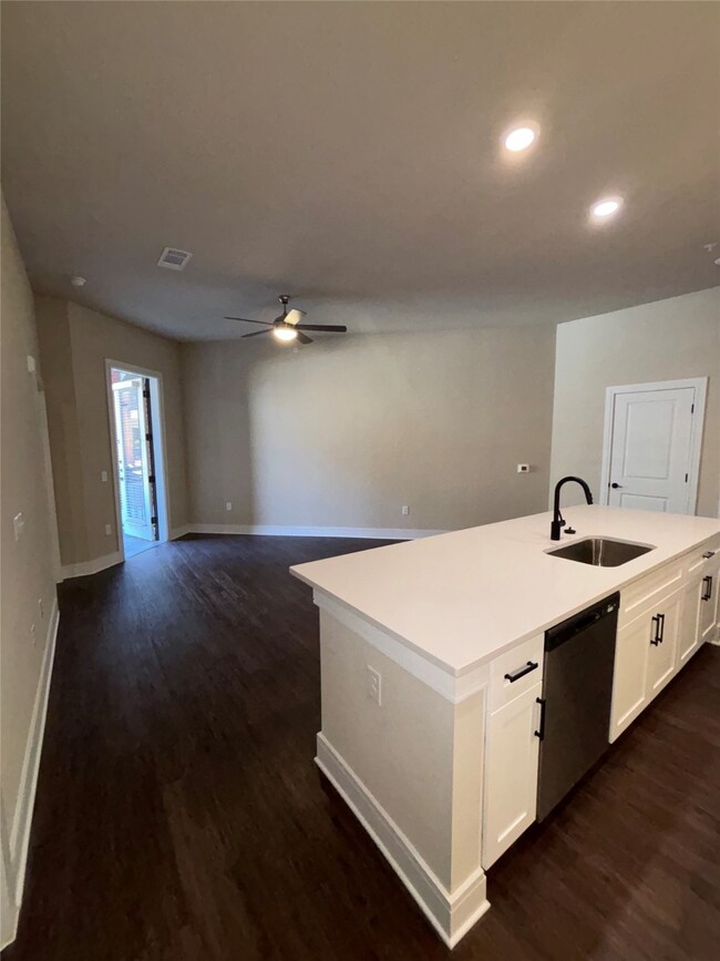 111 Town Place unit 4270, Fairview, TX 75069 - photo 3