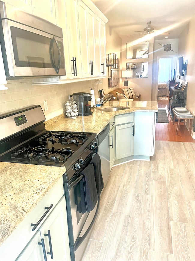 422 Bloomfield St unit 1R, Hoboken, NJ 07030 - photo 4