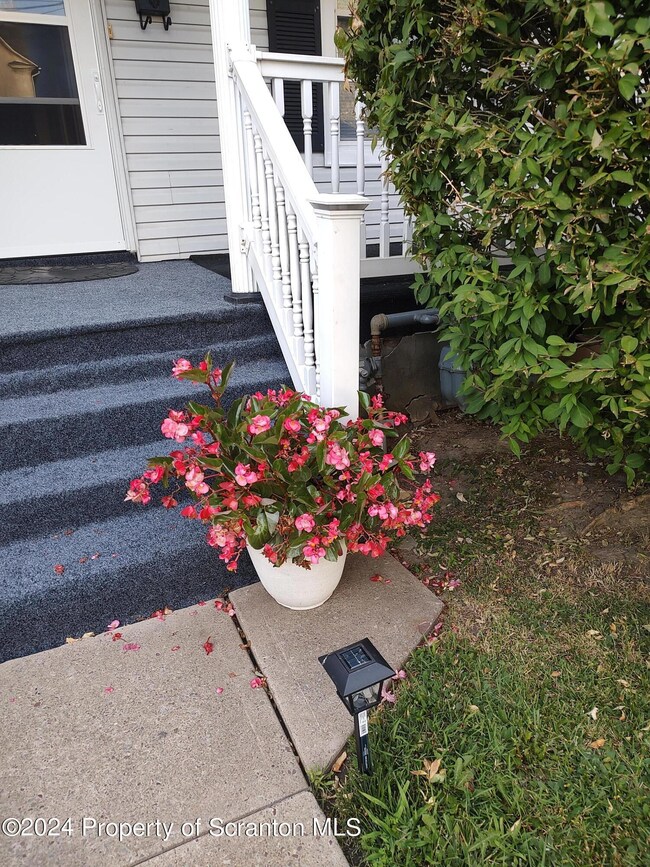 623 Harrison Ave, Scranton, PA 18510 - photo 4