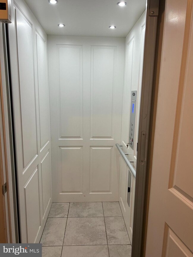 7135 Beaumont Place unit A, Hanover, MD 21076 - photo 5