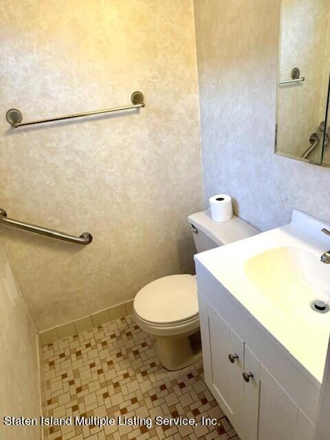 5400 Amboy Rd unit Flr 1, Staten Island, NY 10312 - photo 7