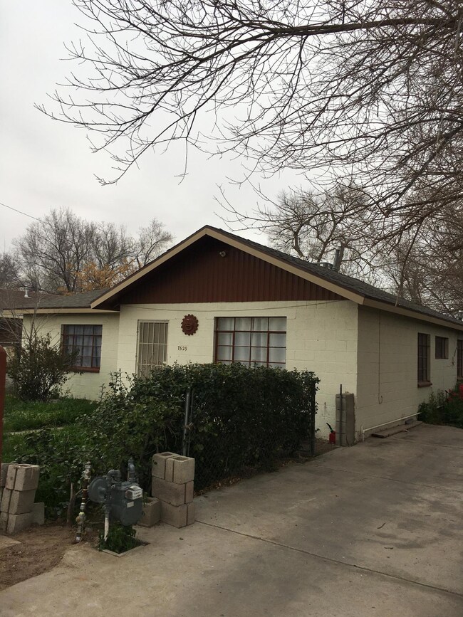 7529 Green Valley Place, El Paso, TX 79915 - photo 2