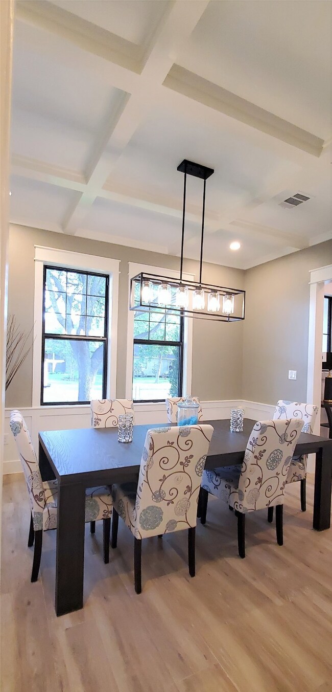 1642 Du Barry Ln, Houston, TX 77018 - photo 4