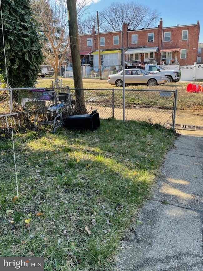 240 N Monastery Ave, Baltimore, MD 21229 - photo 4