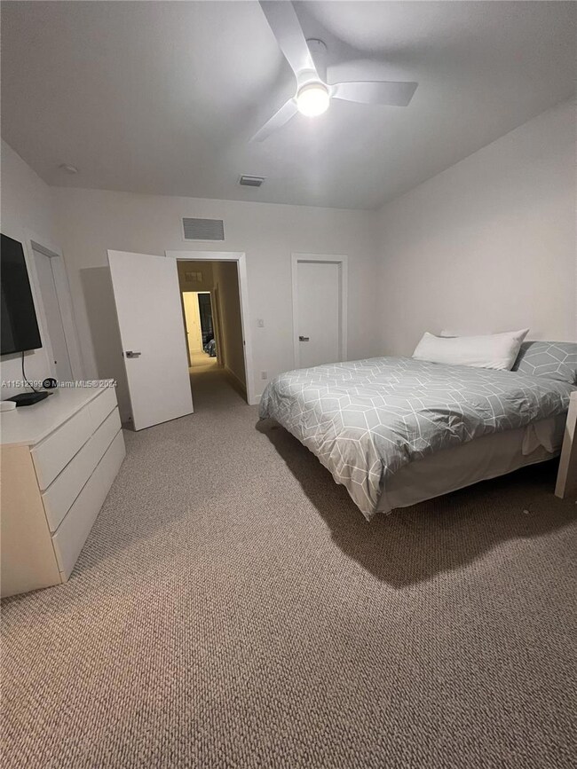 10243 NW 72nd St, Doral, FL 33178 - photo 5