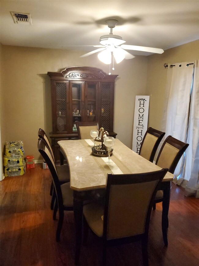 3412 Avenue R, Rosenberg, TX 77471 - photo 4